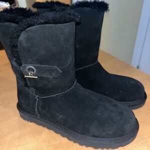 UGG Womens Boots